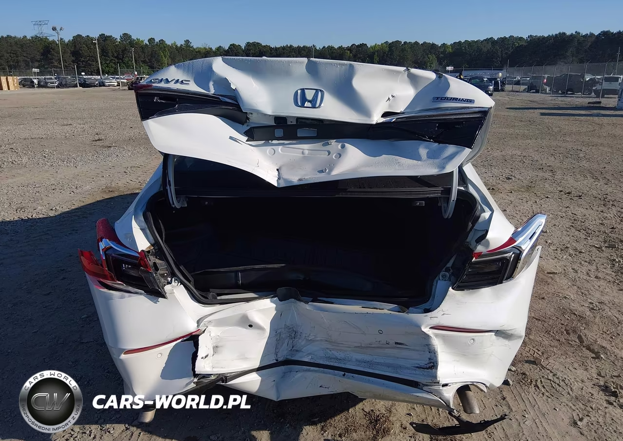 2024 Honda Civic Touring VIN:2HGFE1F93RH321774 - 16