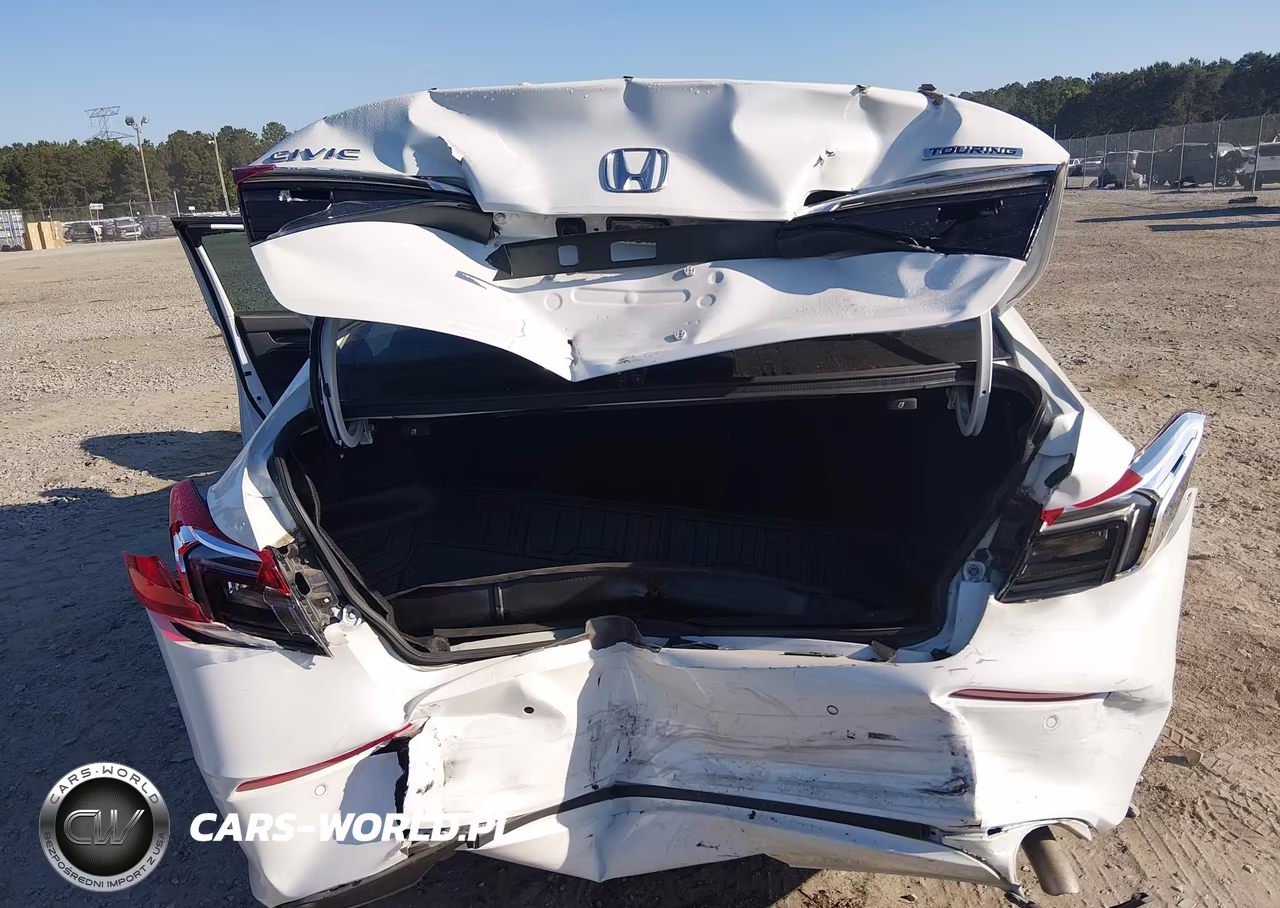 2024 Honda Civic Touring VIN:2HGFE1F93RH321774 - 6