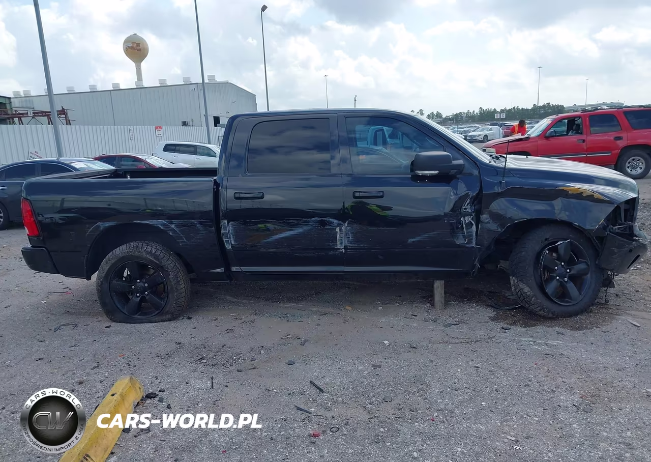 2018 Ram 1500 Lone Star 4X2 5'7 Box VIN:1C6RR6LM9JS256309 - 14