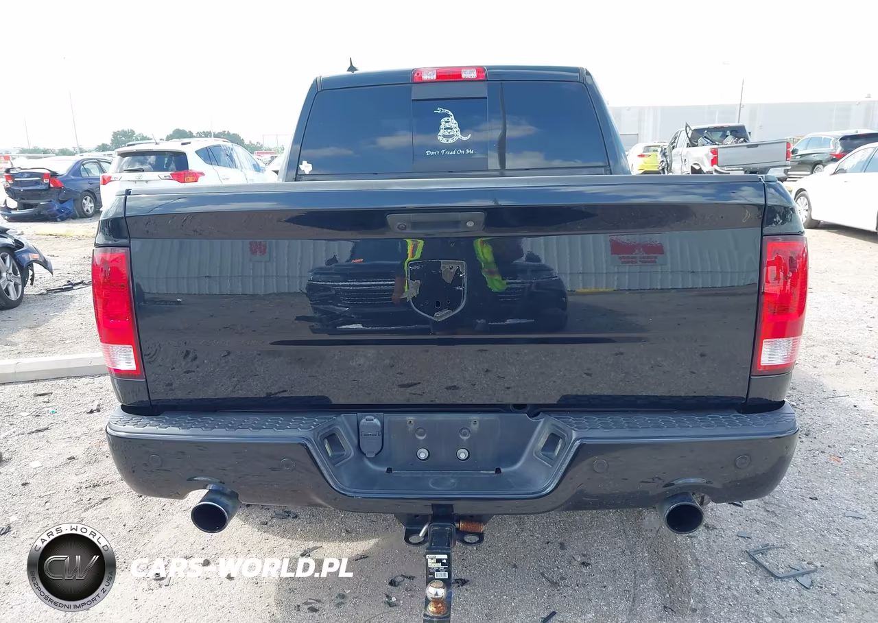 2018 Ram 1500 Lone Star 4X2 5'7 Box VIN:1C6RR6LM9JS256309 - 17
