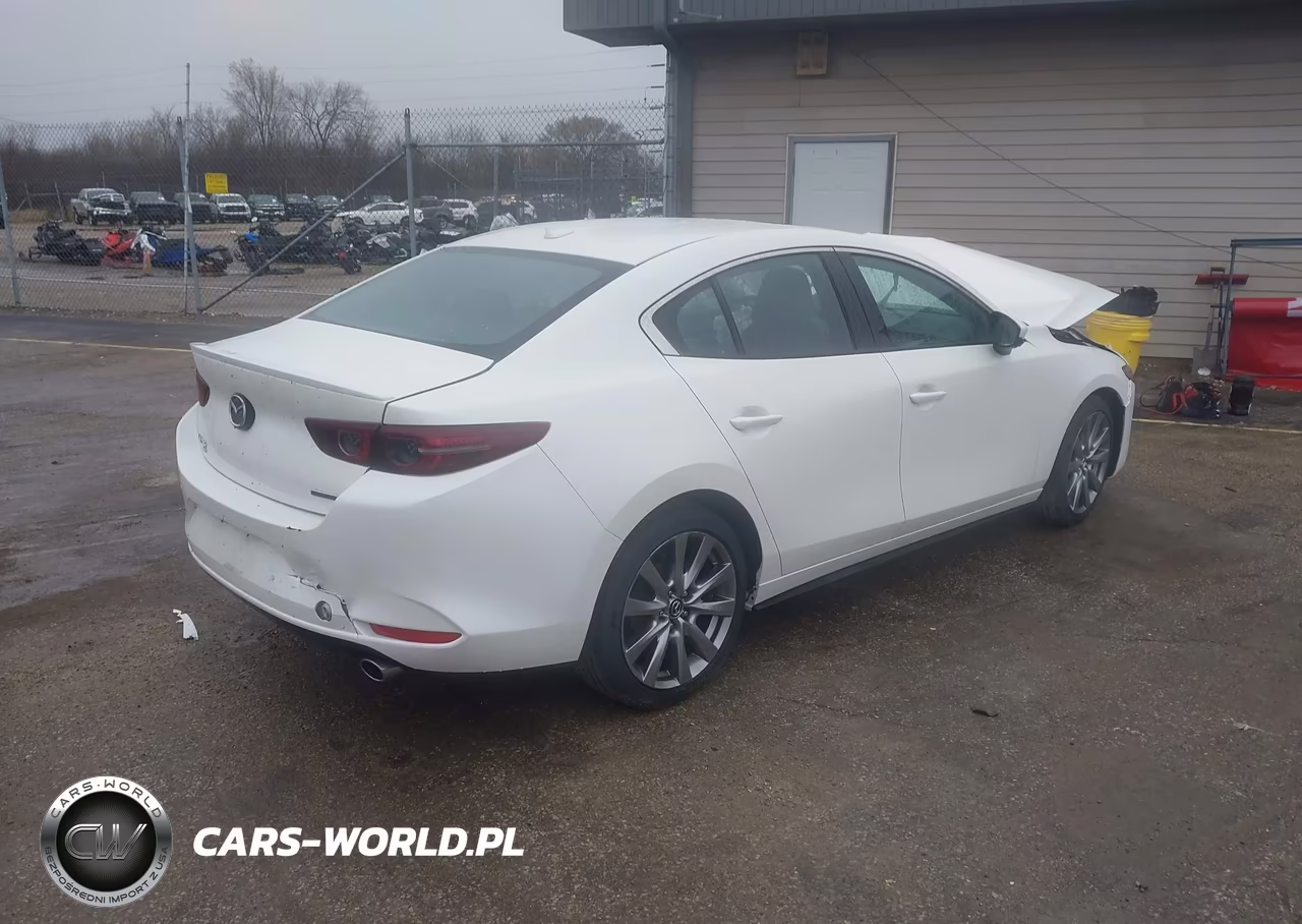 2021 Mazda Mazda3 Premium VIN:JM1BPBDL7M1315348 - 4
