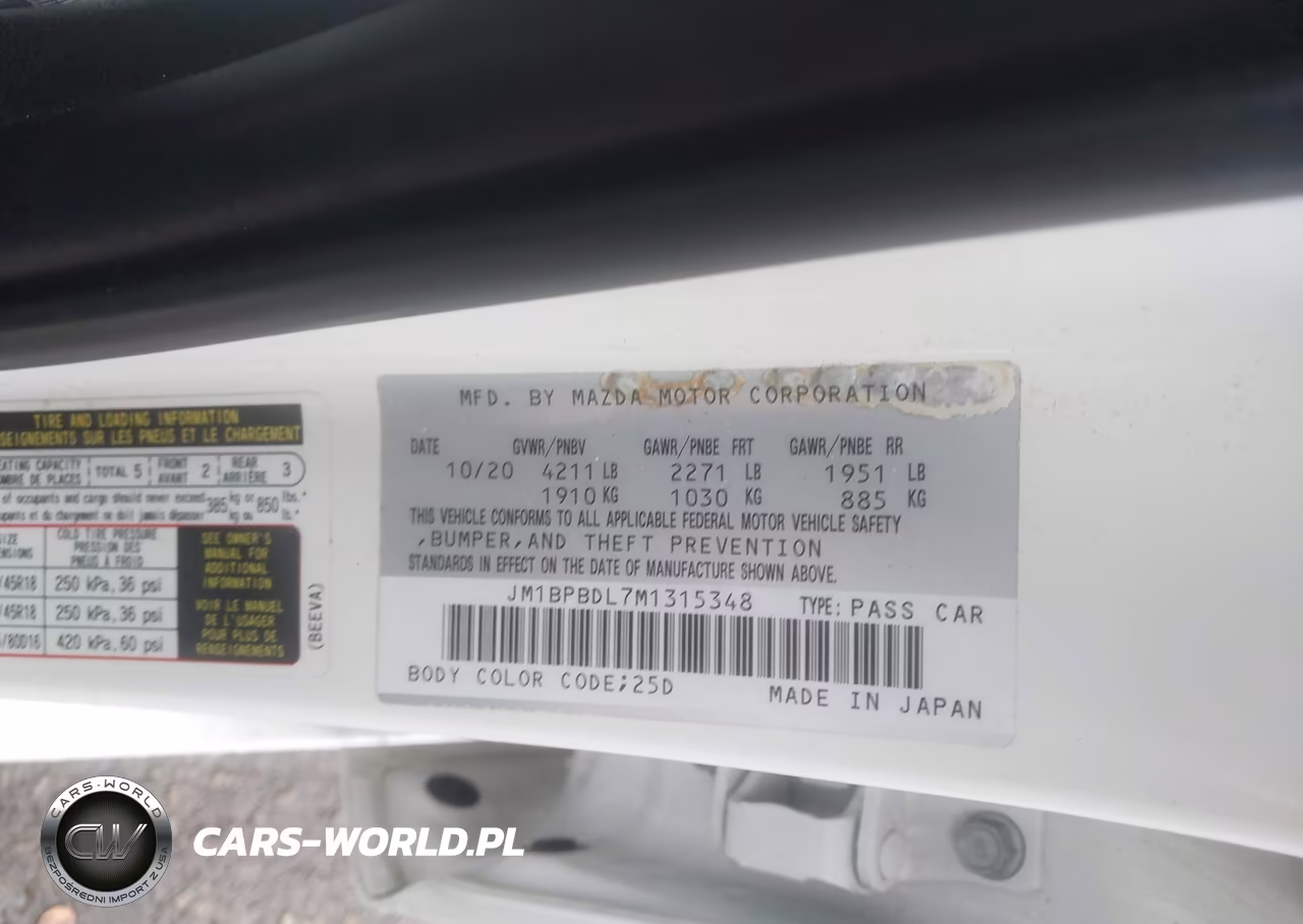 2021 Mazda Mazda3 Premium VIN:JM1BPBDL7M1315348 - 9