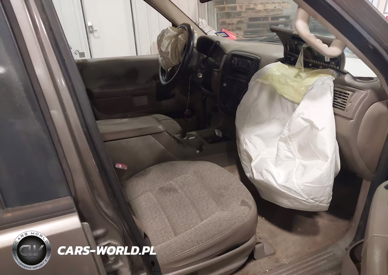 2004 Ford Explorer Xls VIN:1FMZU62KX4UC01962 - 5