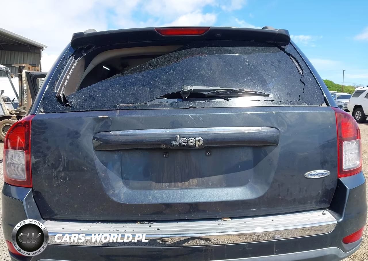 2015 Jeep Compass High Altitude Edition VIN:1C4NJCEA0FD305991 - 6
