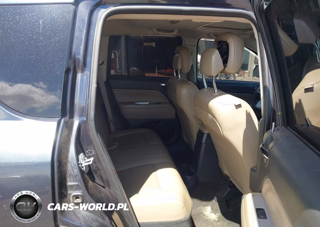 2015 Jeep Compass High Altitude Edition VIN:1C4NJCEA0FD305991 - 8