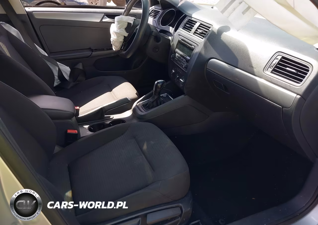 2015 Volkswagen Jetta 1.8T Se VIN:3VWD17AJ8FM282941 - 5