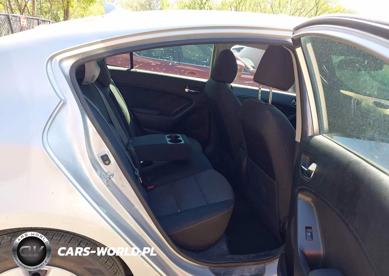 2016 Kia Forte Lx VIN:KNAFX4A62G5552058 - 8
