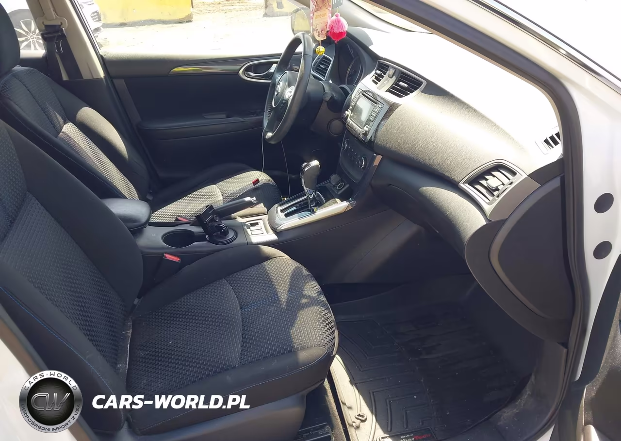 2017 Nissan Sentra Sr VIN:3N1AB7AP9HY391348 - 5