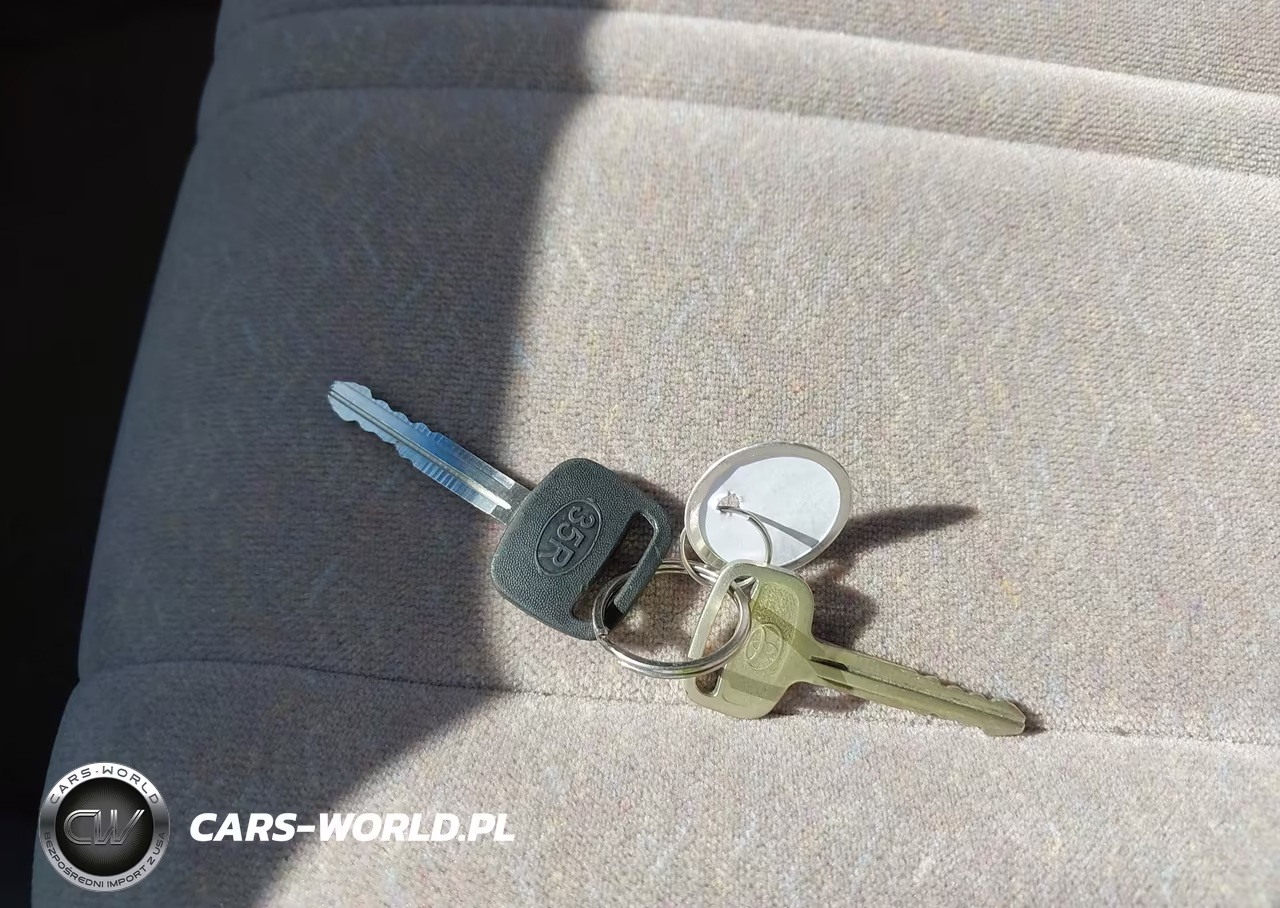1999 Toyota Camry Le VIN:4T1BG22K8XU414012 - 11