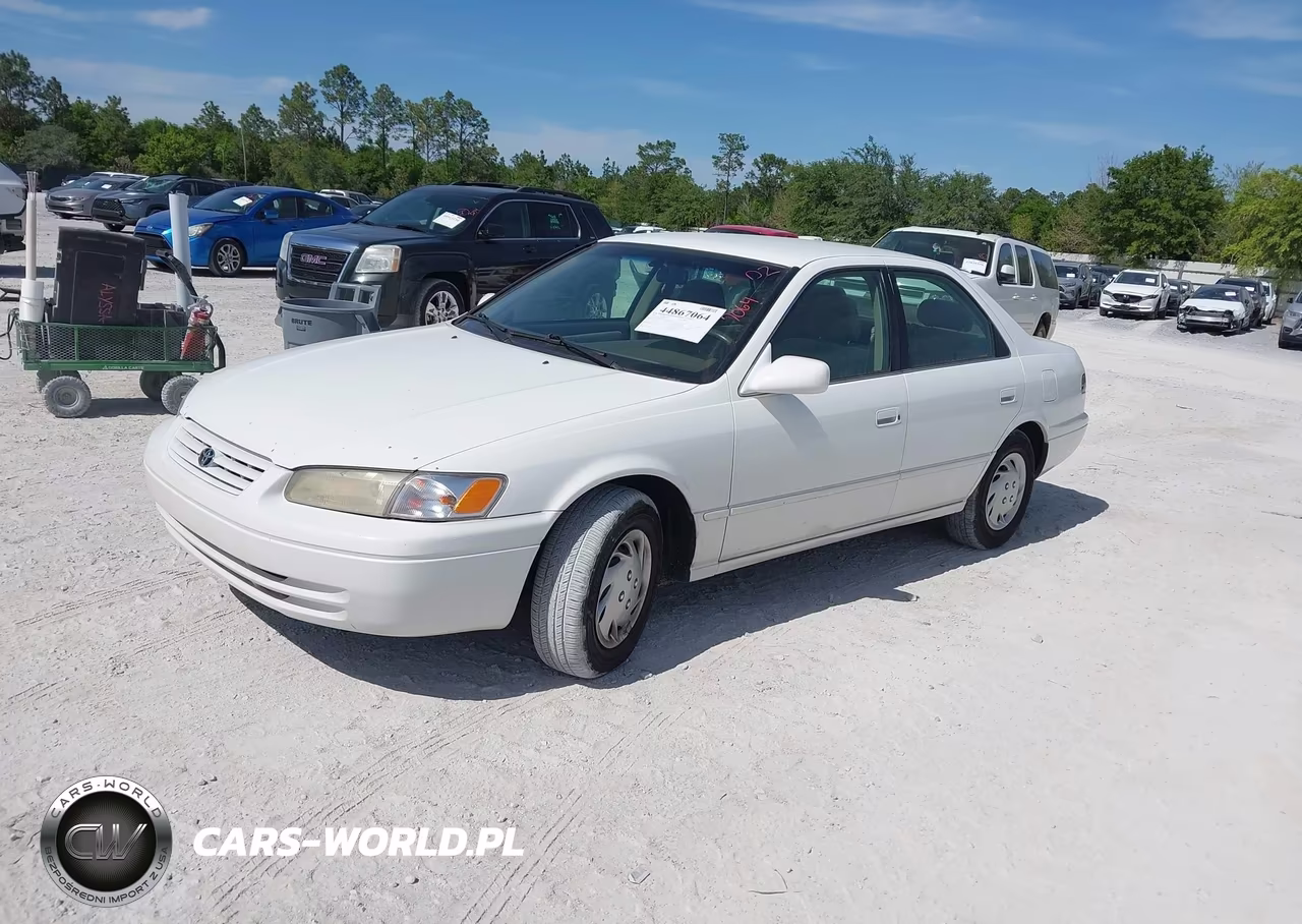 1999 Toyota Camry Le VIN:4T1BG22K8XU414012 - 2