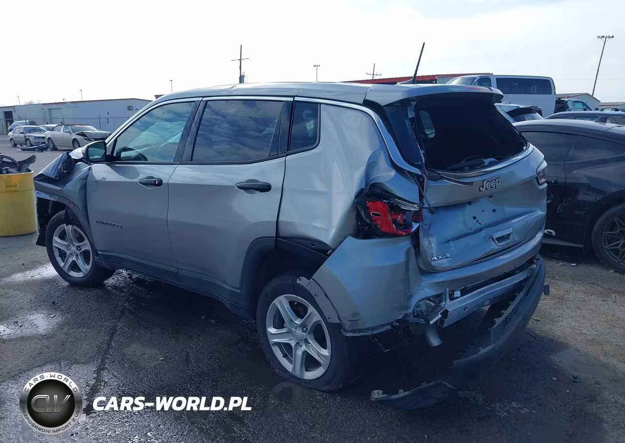2024 Jeep Compass Sport 4X4 VIN:3C4NJDAN2RT580632 - 3