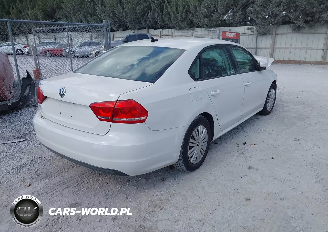 2014 Volkswagen Passat 2.5L S VIN:1VWAP7A31EC026689 - 4