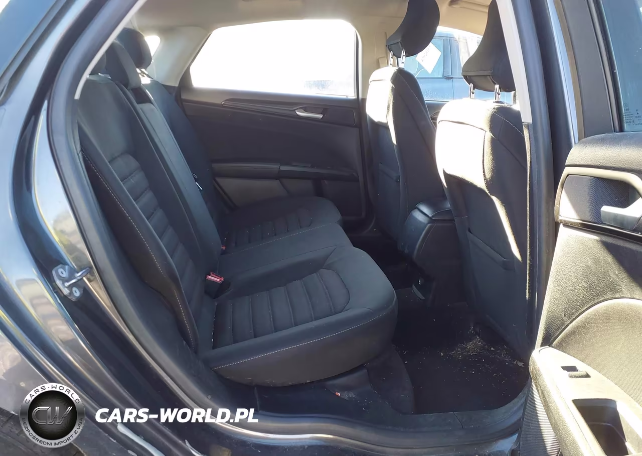 2018 Ford Fusion S VIN:3FA6P0G73JR244449 - 8