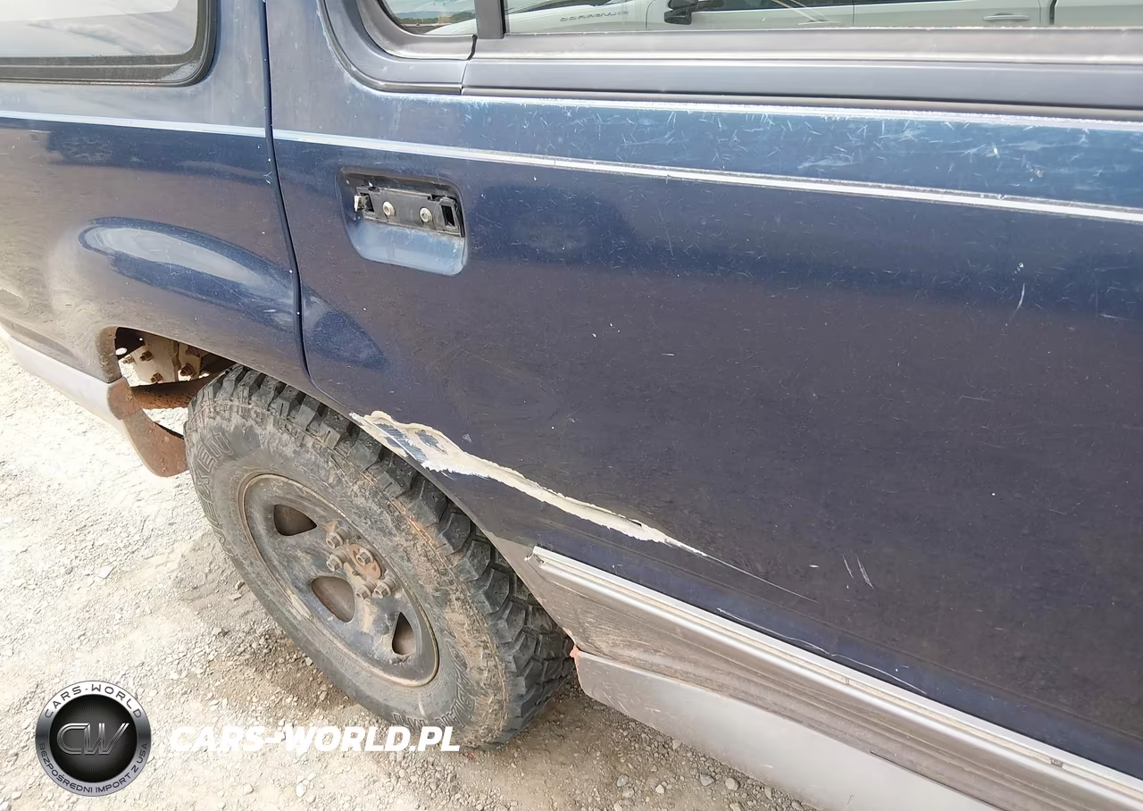 1995 Ford Explorer VIN:1FMDU34X2SZB30614 - 14