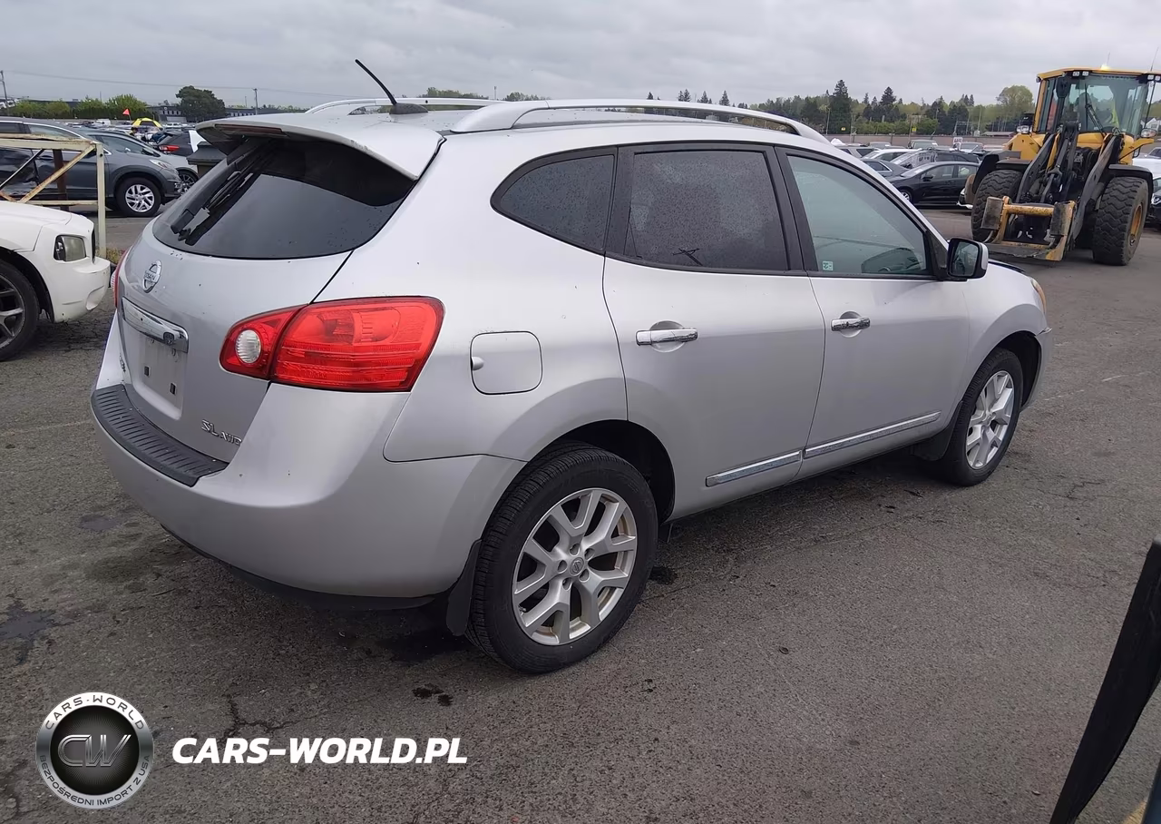 2011 Nissan Rogue Sv VIN:JN8AS5MV5BW669533 - 4