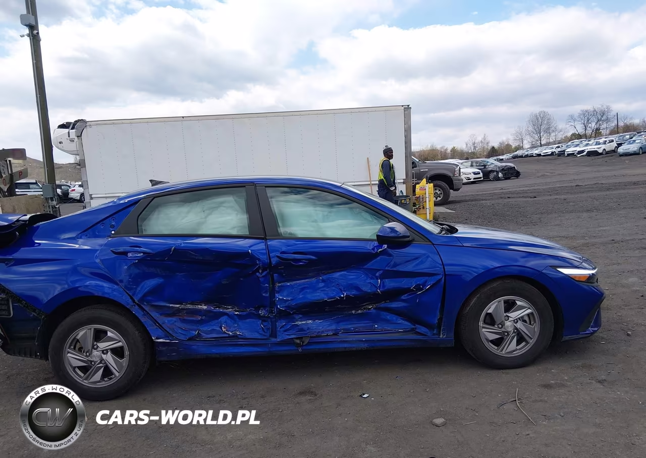 2025 Hyundai Elantra Se VIN:KMHLL4DG3SU857701 - 13