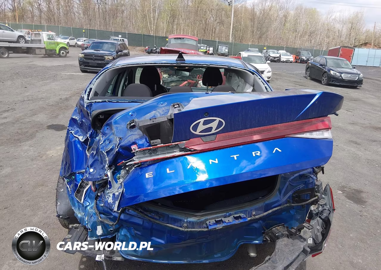 2025 Hyundai Elantra Se VIN:KMHLL4DG3SU857701 - 16