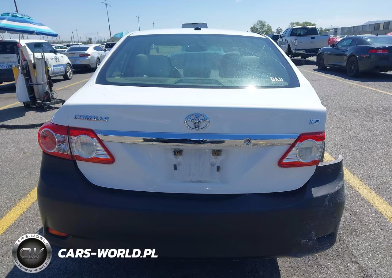 2011 Toyota Corolla Le VIN:JTDBU4EE4B9134176 - 14