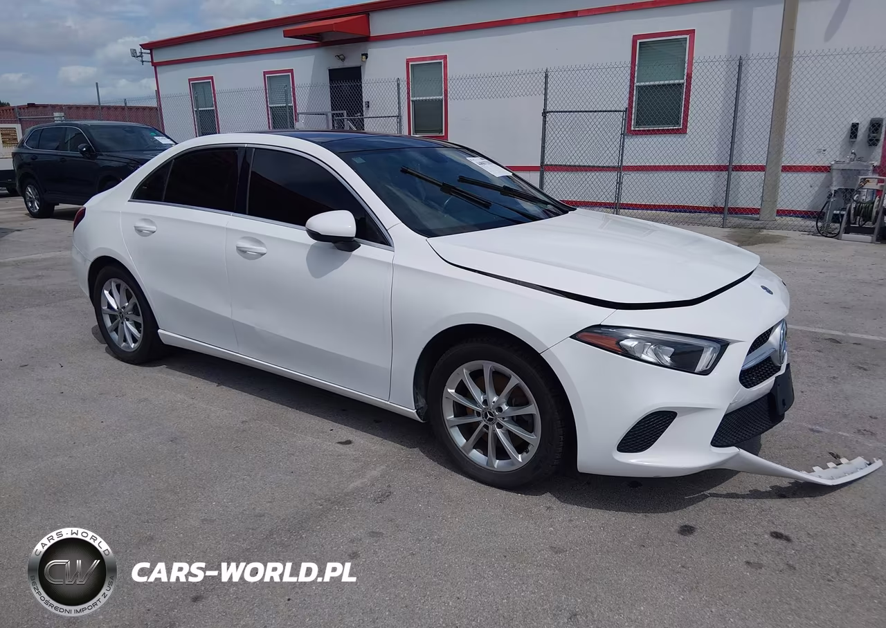 2019 Mercedes-Benz A 220