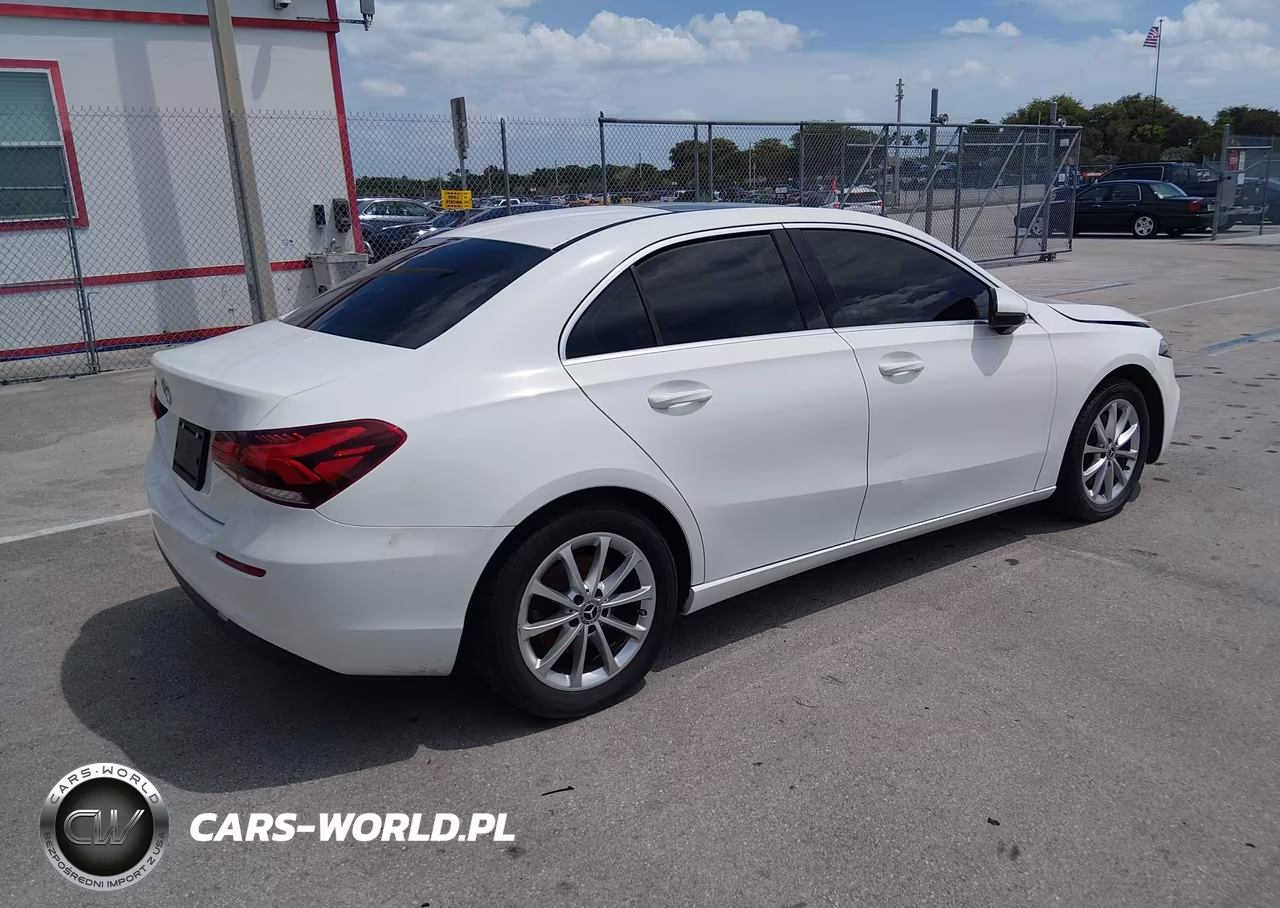 2019 Mercedes-Benz A 220 VIN:WDD3G4EB0KW024329 - 4