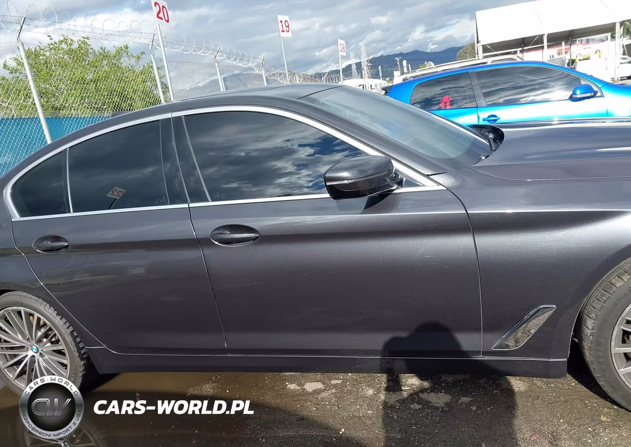 2020 BMW 530E Iperformance VIN:WBAJA9C05LCE35200 - 13