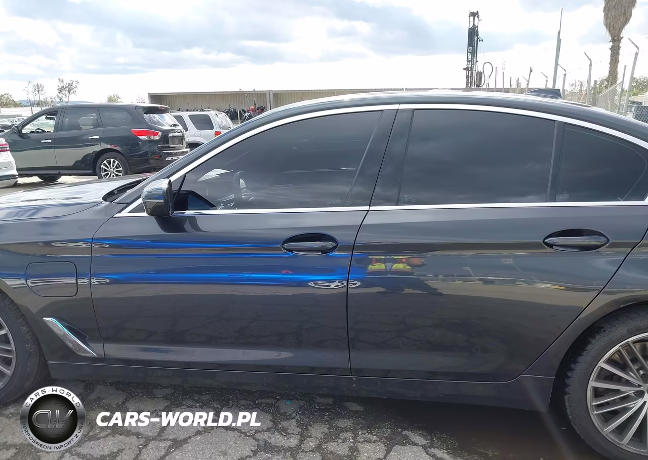 2020 BMW 530E Iperformance VIN:WBAJA9C05LCE35200 - 14
