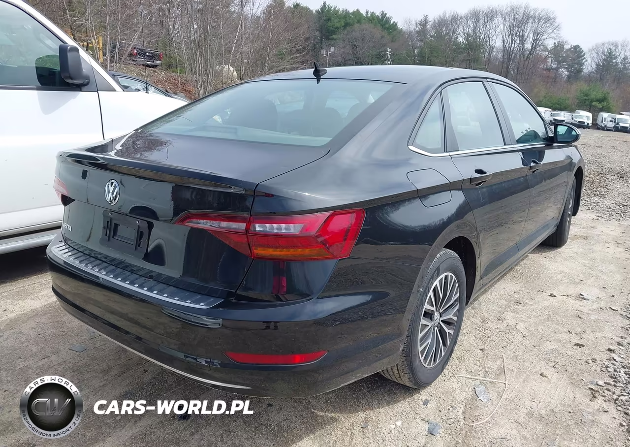 2019 Volkswagen Jetta VIN:3VWC57BU4KM215188 - 4