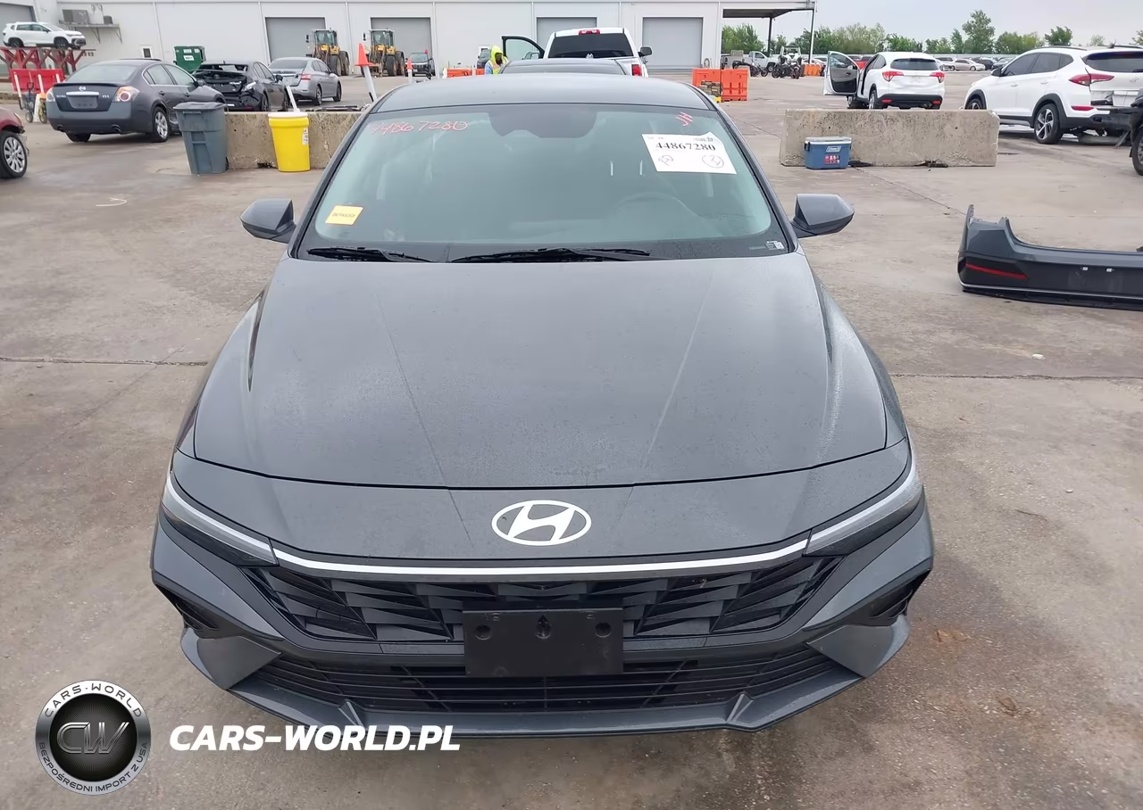 2026 Hyundai Elantra Se VIN:KMHLL4DG6TU137634 - 13