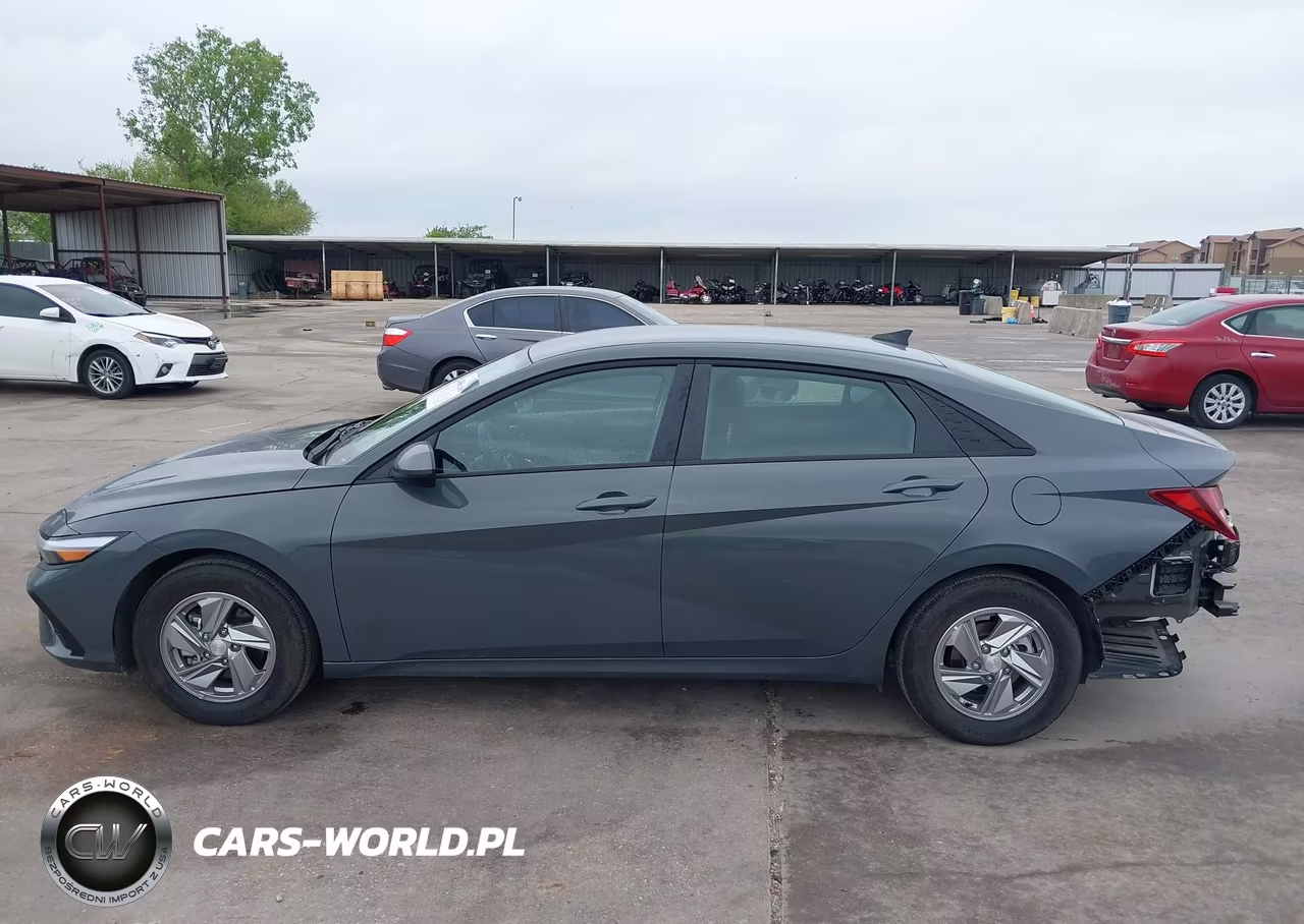2026 Hyundai Elantra Se VIN:KMHLL4DG6TU137634 - 15