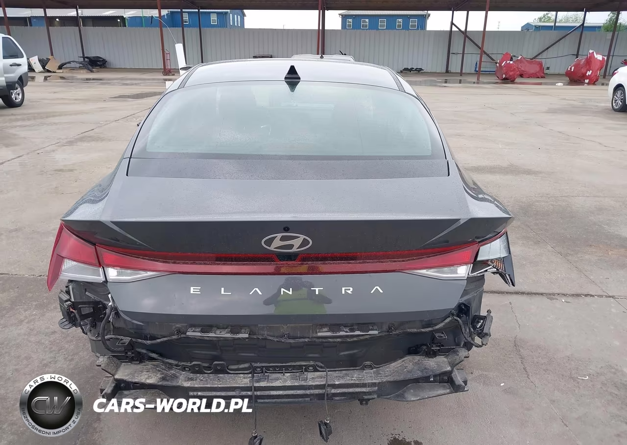 2026 Hyundai Elantra Se VIN:KMHLL4DG6TU137634 - 17