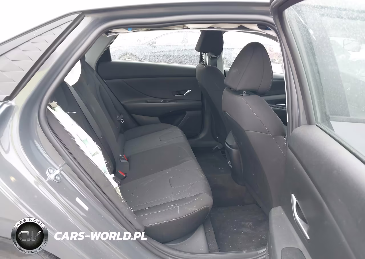 2026 Hyundai Elantra Se VIN:KMHLL4DG6TU137634 - 8