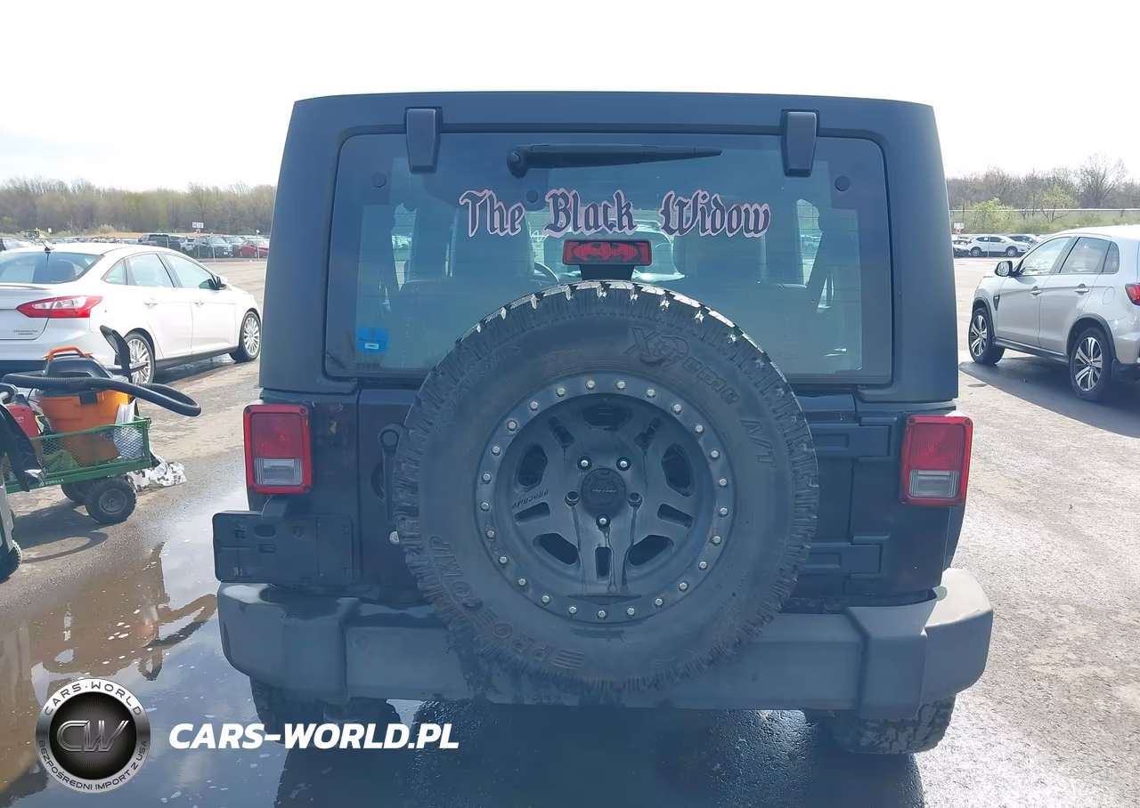 2012 Jeep Wrangler Unlimited Sport VIN:1C4BJWDG4CL209857 - 16