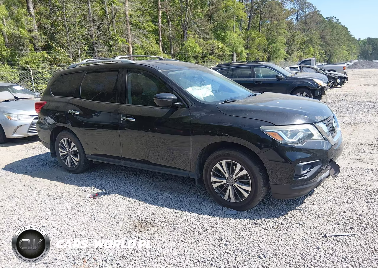 2017 Nissan Pathfinder S
