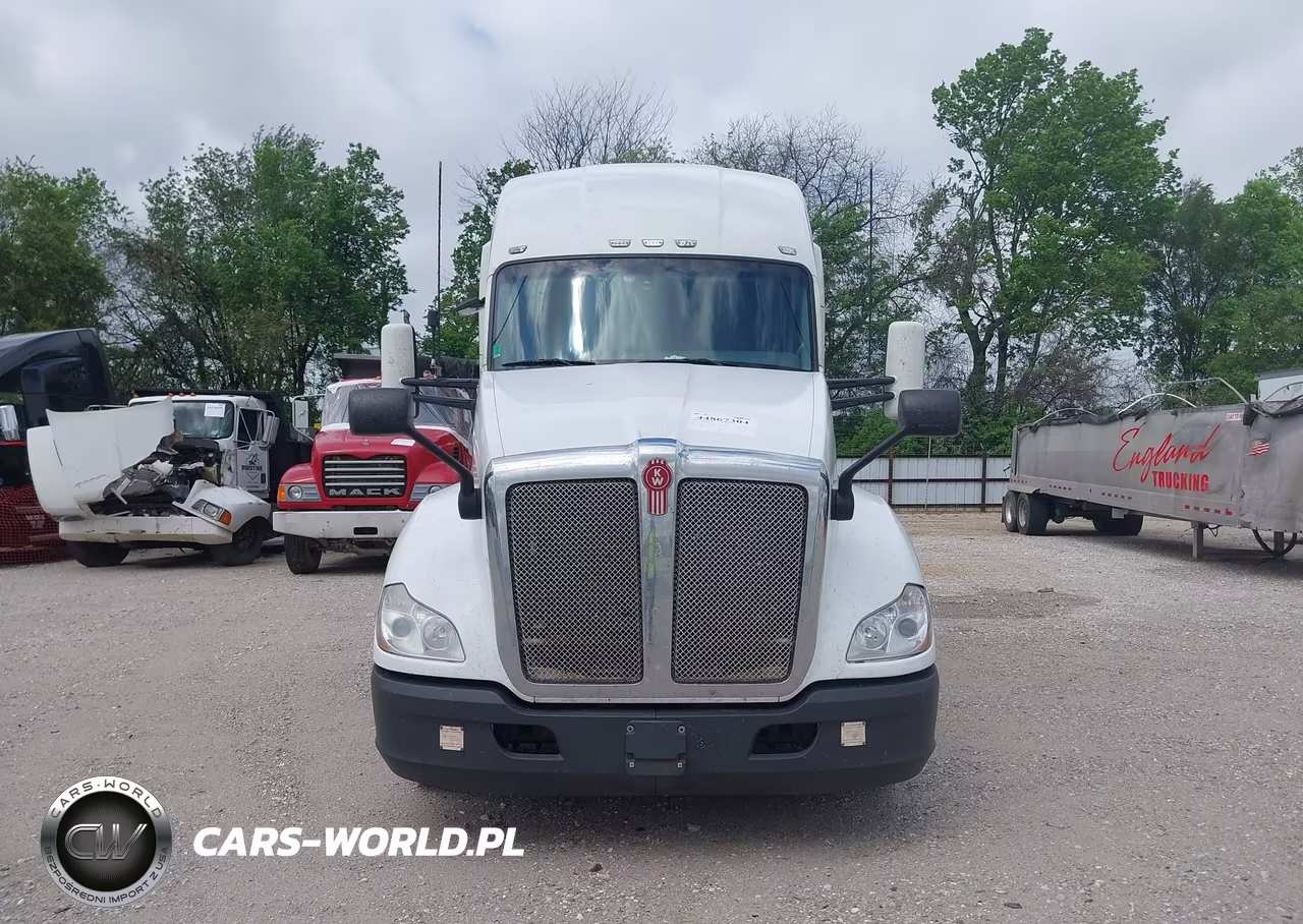 2018 Kenworth T680 VIN:1XKYDP9X1JJ189564 - 14