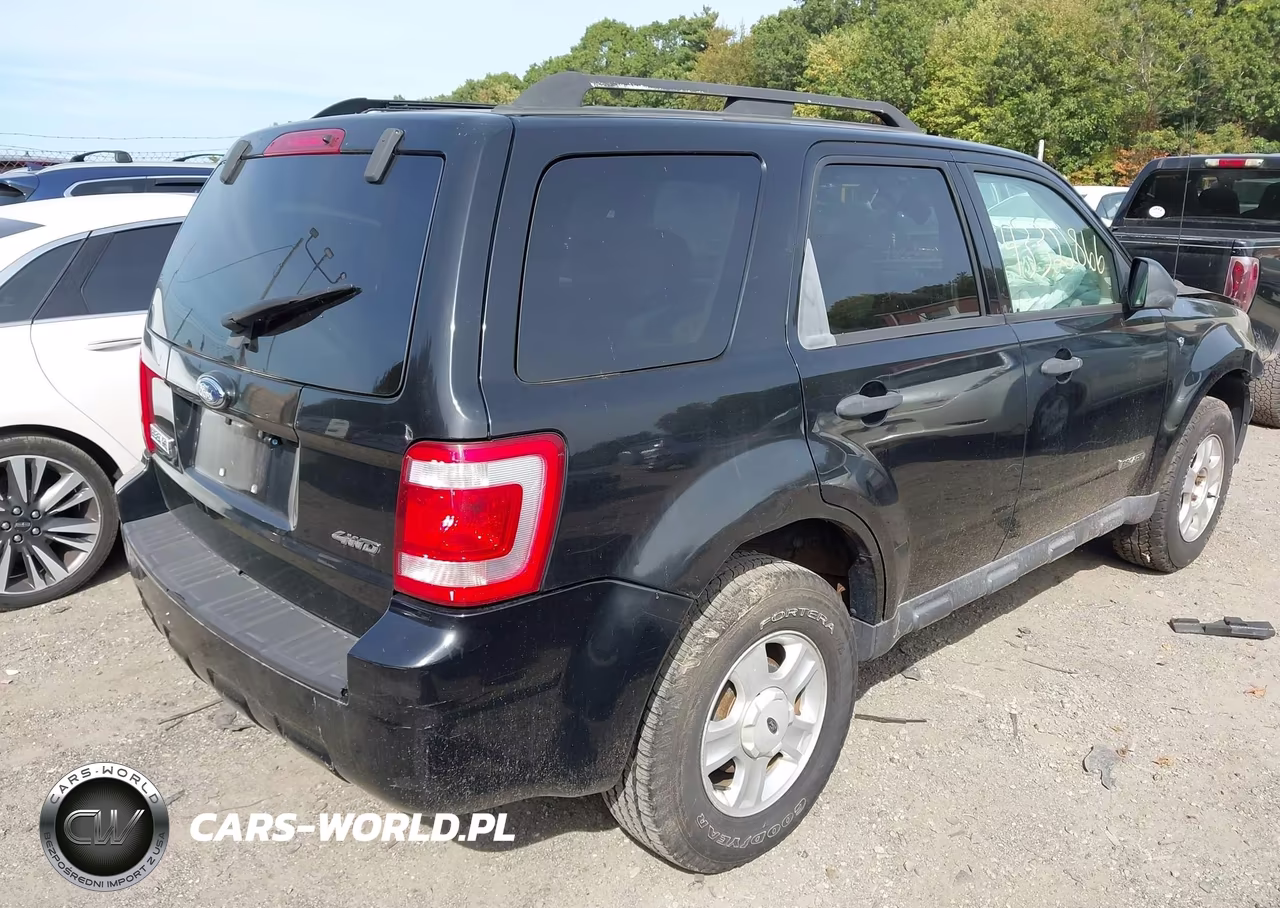 2008 Ford Escape Xlt VIN:1FMCU93158KC25052 - 4