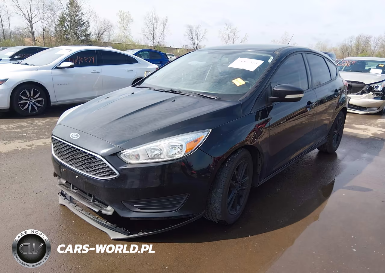 2017 Ford Focus Se VIN:1FADP3K25HL272766 - 6