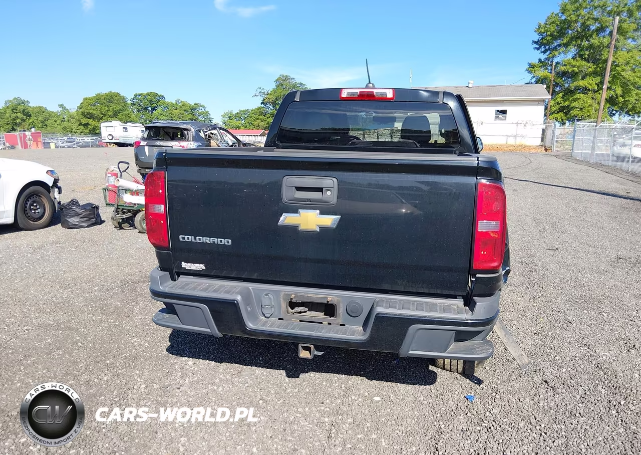 2015 Chevrolet Colorado Z71 VIN:1GCGSCE3XF1147832 - 16