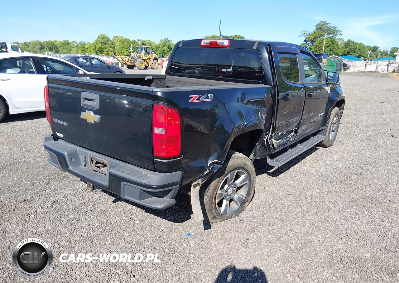 2015 Chevrolet Colorado Z71 VIN:1GCGSCE3XF1147832 - 4