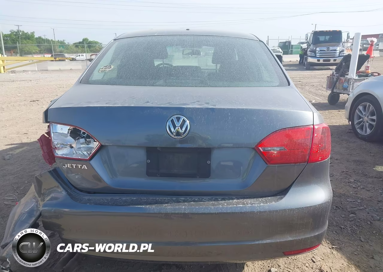 2014 Volkswagen Jetta 2.0L S VIN:3VW2K7AJ6EM223048 - 16