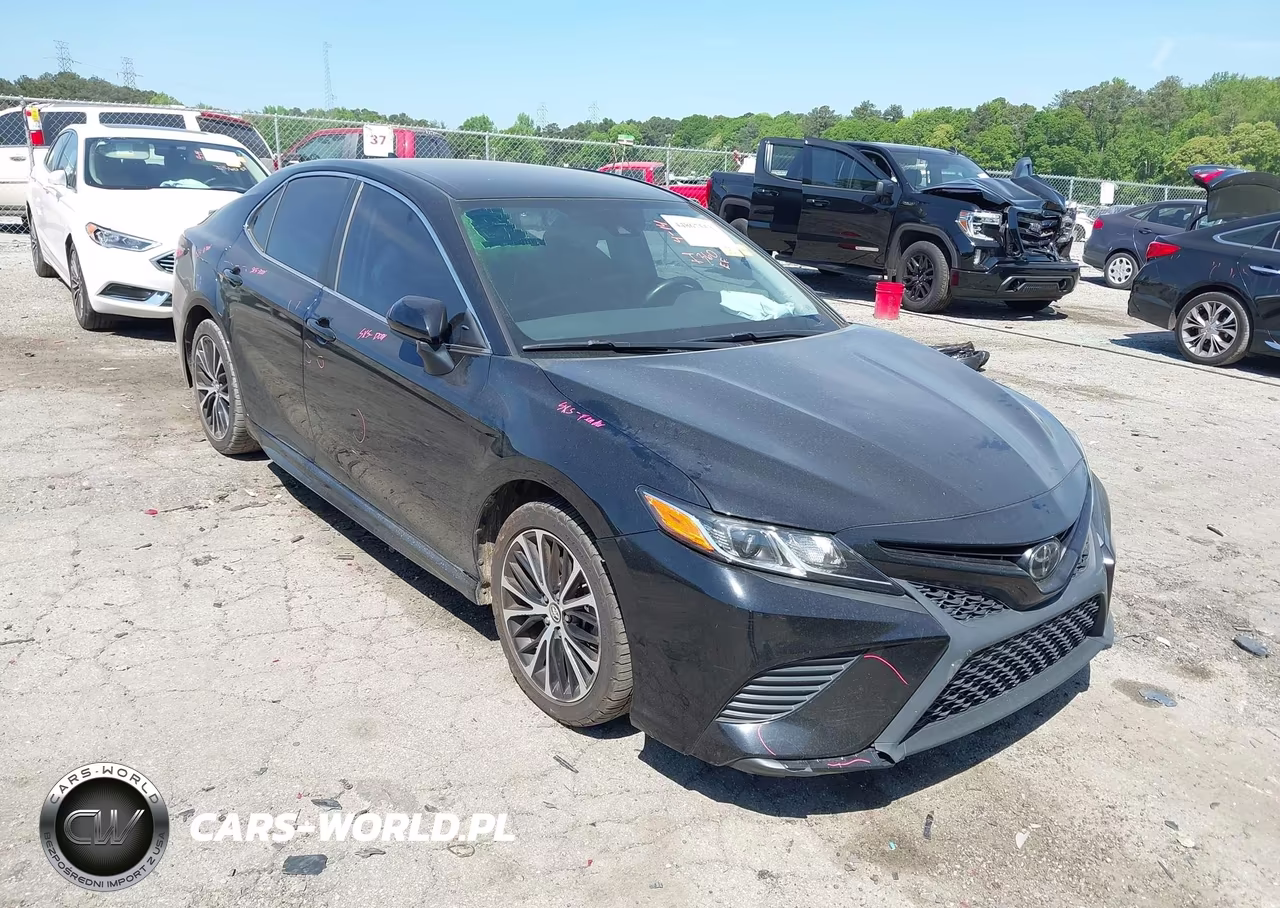 2019 Toyota Camry Se – zdjęcie 1 z 20