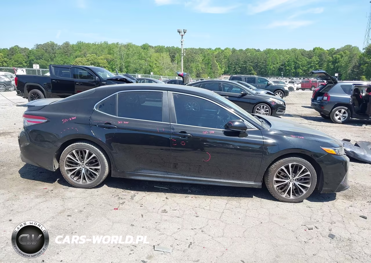 2019 Toyota Camry Se VIN:4T1B11HK4KU690019 - 14