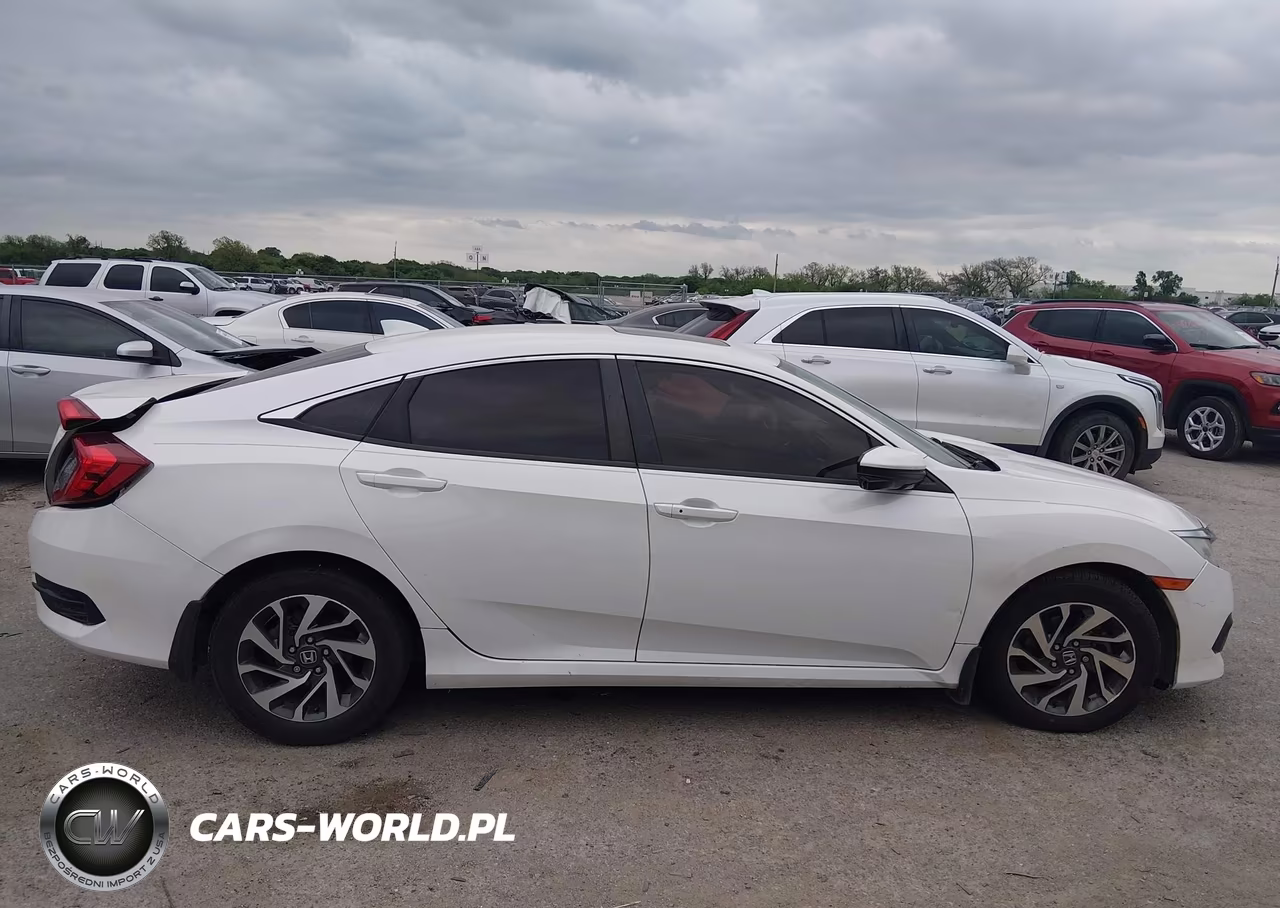 2018 Honda Civic Ex VIN:19XFC2F77JE037718 - 13