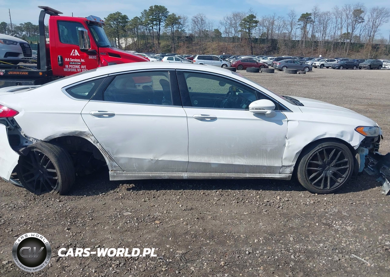 2015 Ford Fusion Titanium VIN:3FA6P0D94FR107064 - 13