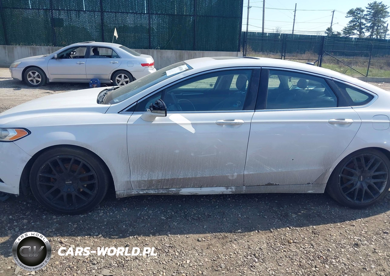 2015 Ford Fusion Titanium VIN:3FA6P0D94FR107064 - 14