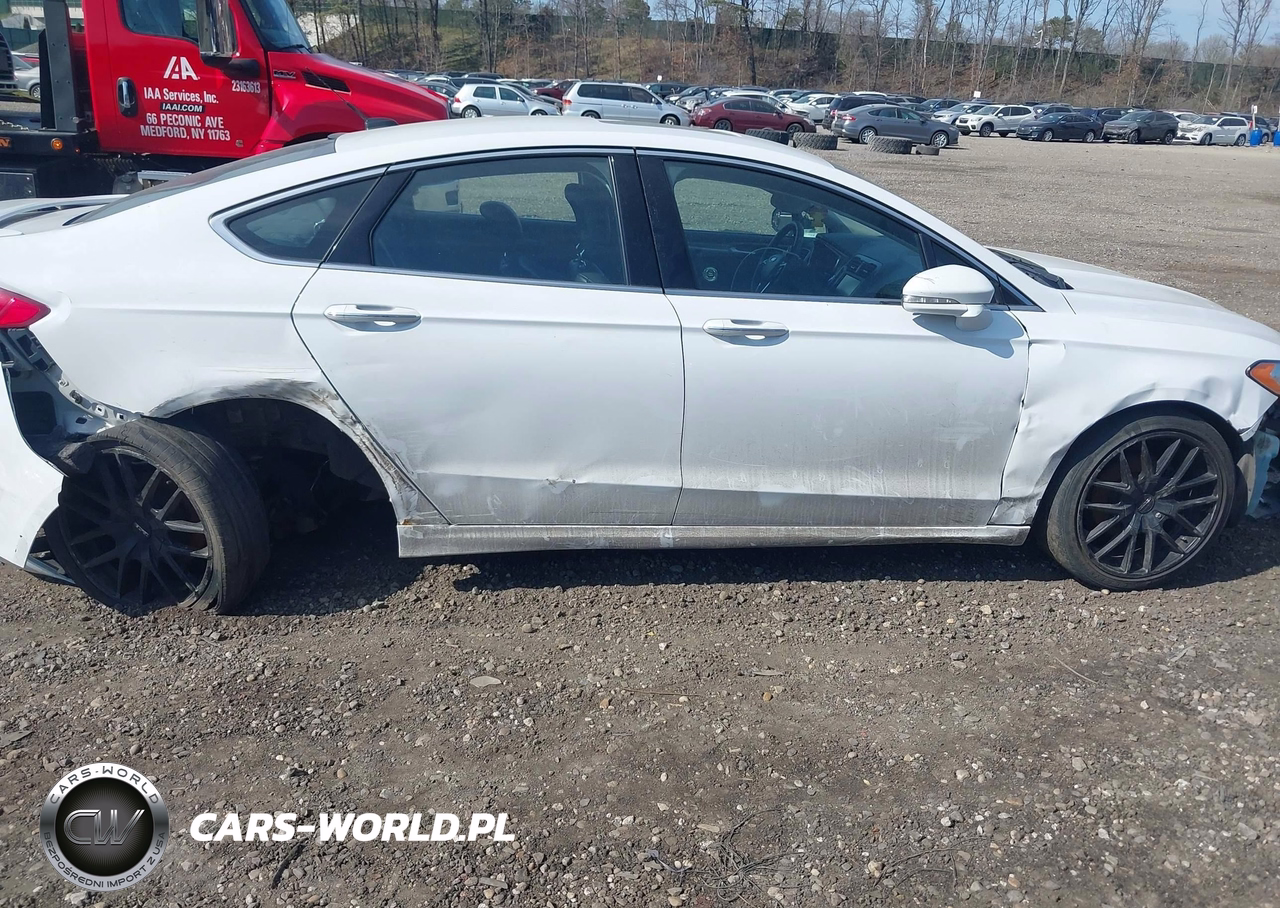 2015 Ford Fusion Titanium VIN:3FA6P0D94FR107064 - 6