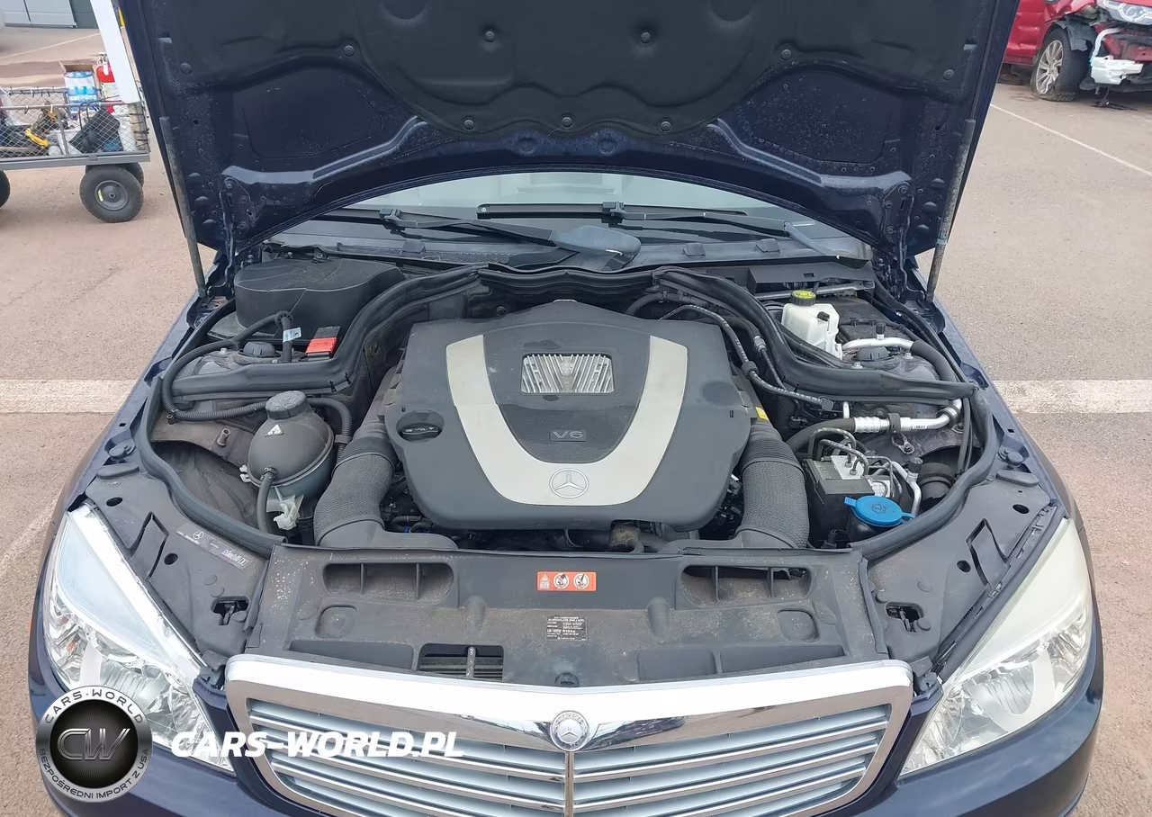 2010 Mercedes-Benz C 300 Luxury-Sport VIN:WDDGF5EB7AF368054 - 10