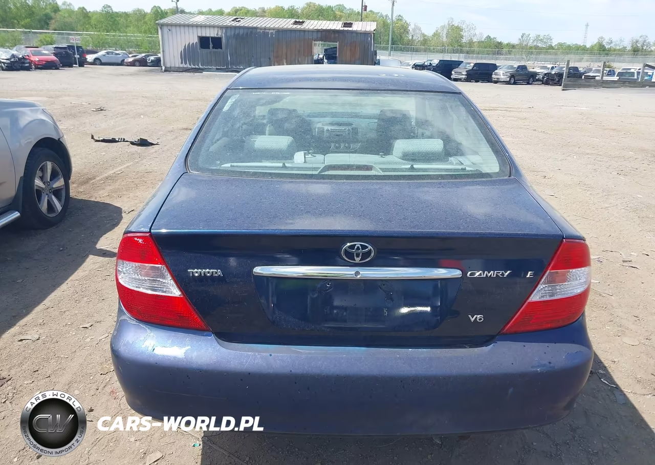 2002 Toyota Camry Le V6 VIN:4T1BF30K72U526739 - 16