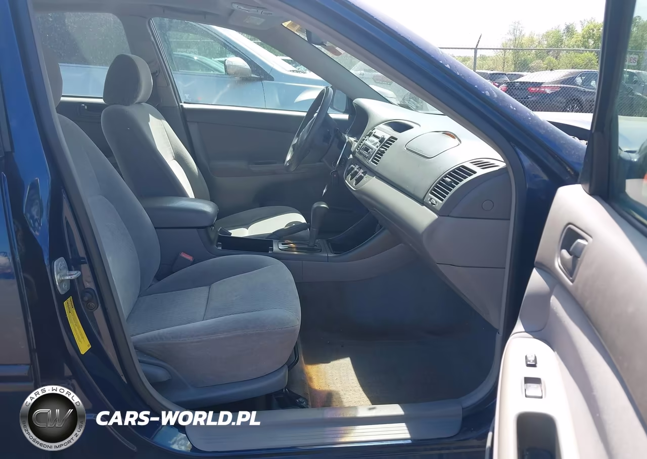2002 Toyota Camry Le V6 VIN:4T1BF30K72U526739 - 5