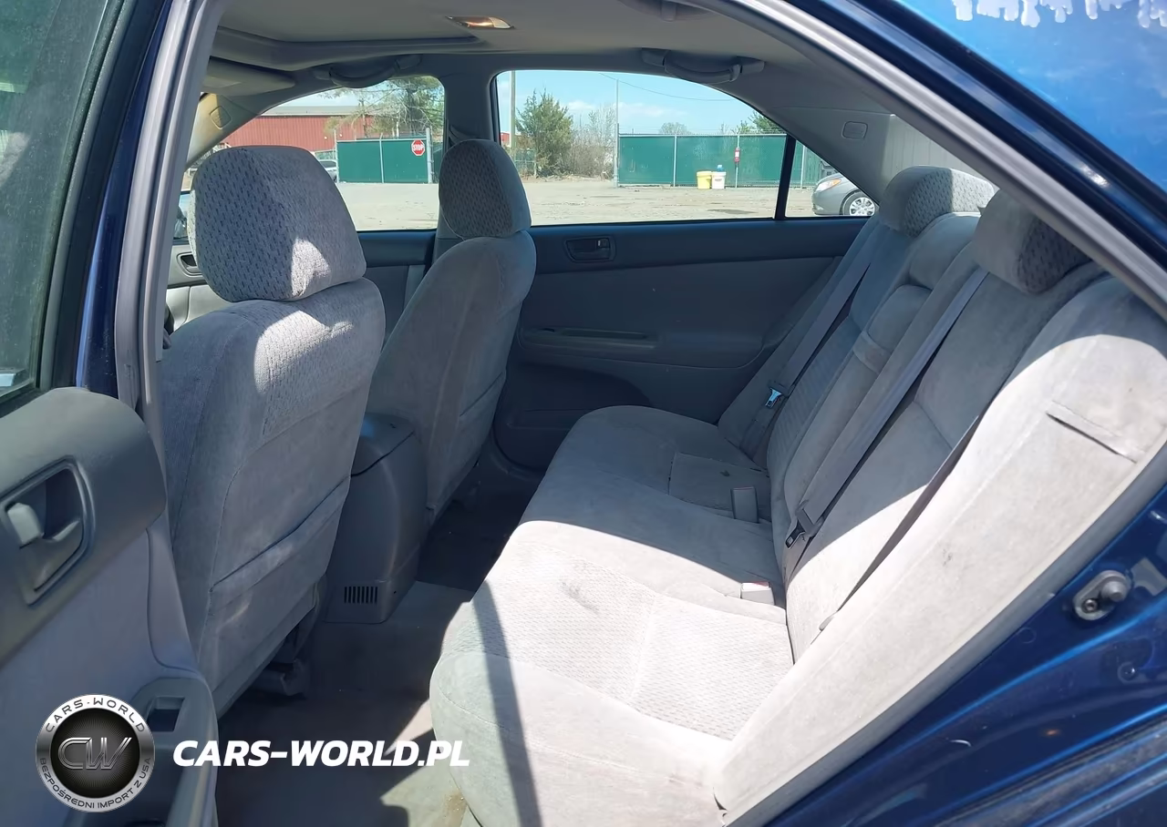2002 Toyota Camry Le V6 VIN:4T1BF30K72U526739 - 8
