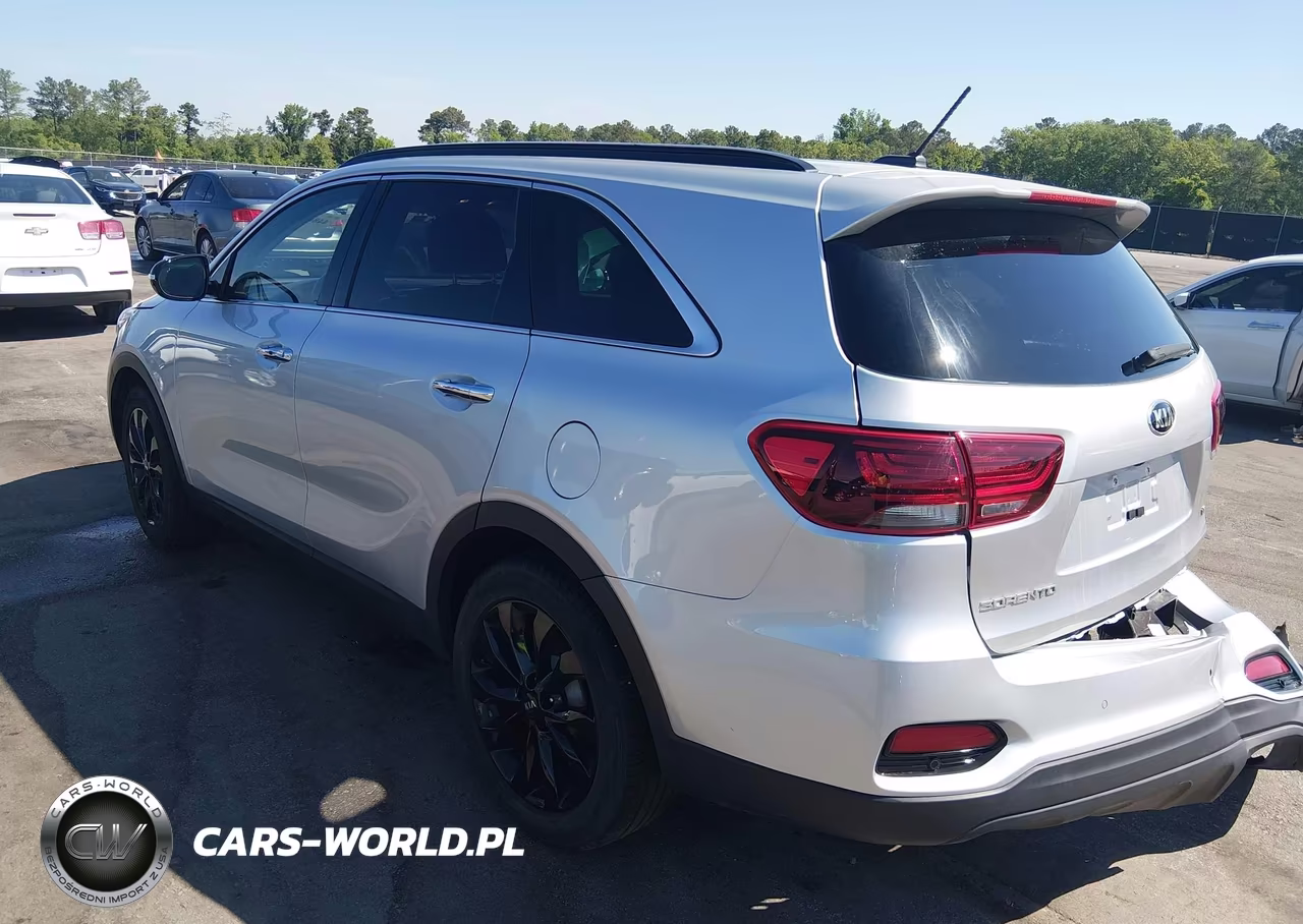 2020 Kia Sorento 3.3L S VIN:5XYPG4A55LG693870 - 3